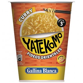 YATEKOMO GALLINA BLANCA Fideos orientales curry vaso 61 grs